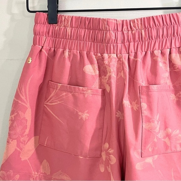 Spiritual Gangster Baja Floral 3” Shorts - Picture 4 of 15